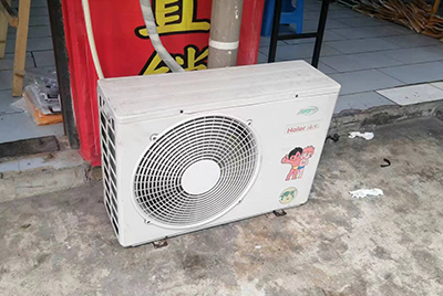 万秀空调突然不制冷只吹自然风怎么办？