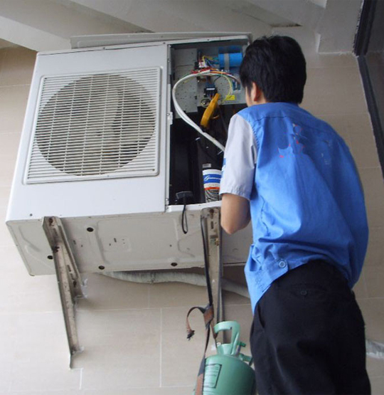 万秀空调开机无反应维修